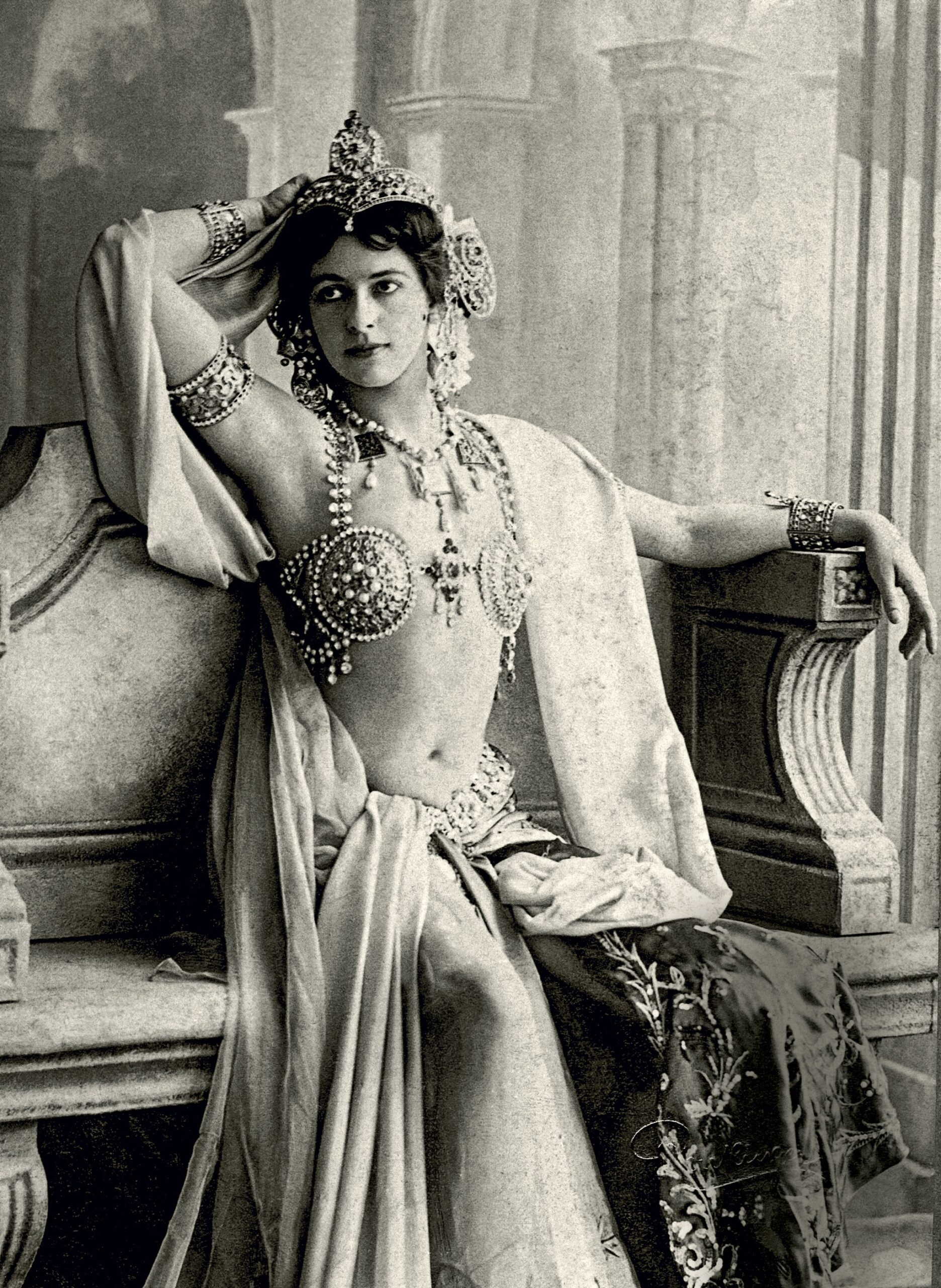 Mata Hari, espía y bailarina