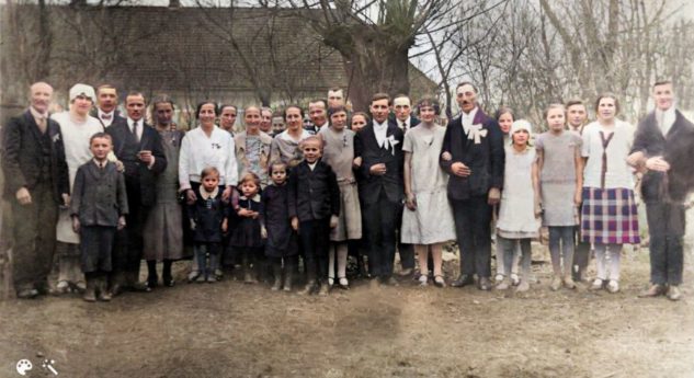 Identifiqué Familiares en una Foto Descolorida Gracias a las Herramientas Fotográficas de MyHeritage