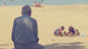 Mientras más tiempo pasemos con nuestros abuelos, más larga será su vida